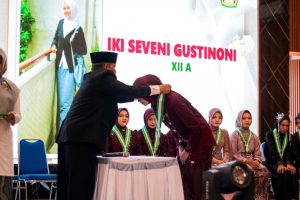 MAN KOTA TEGAL LEPAS 474 SISWA KELAS XII