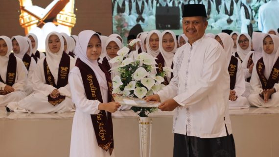 MAN KOTA TEGAL WISUDA 91 PENGHAFAL AL-QUR’AN, CETAK GENERASI QUR’ANI BERPRESTASI